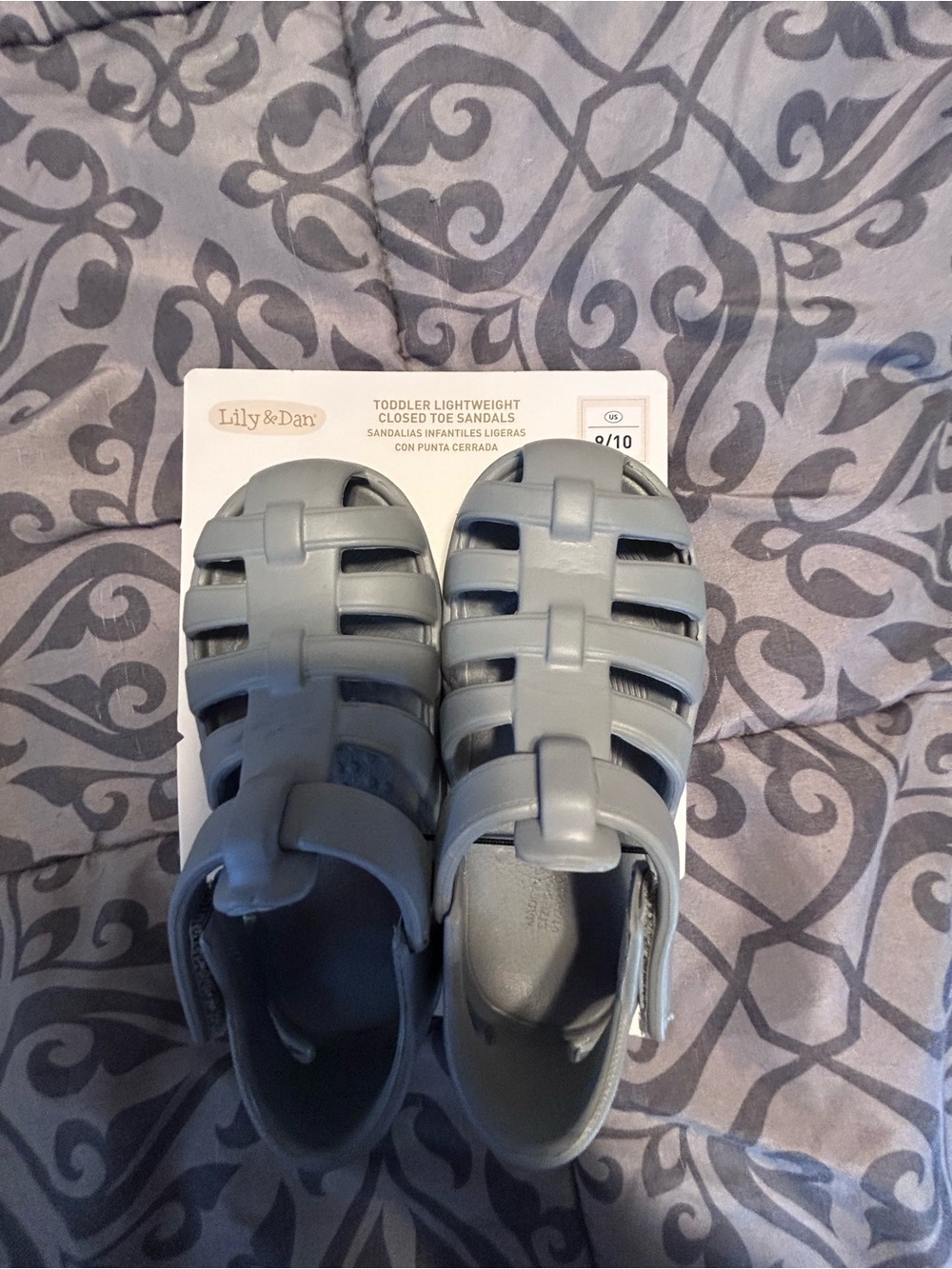 Lily & Dan Toddler Closed-Toe Sandals in Light Gray